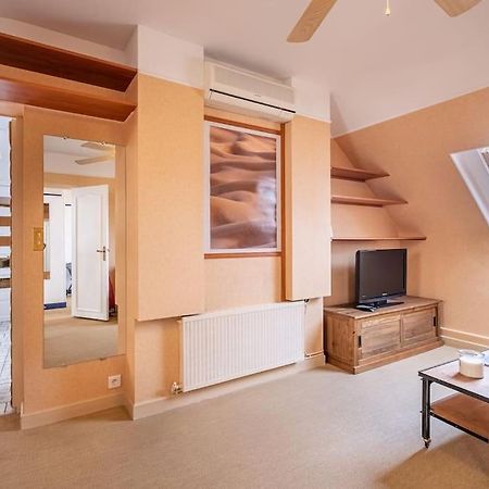 Le Concorde En Plein Centre Apartment อองบวส ภายนอก รูปภาพ