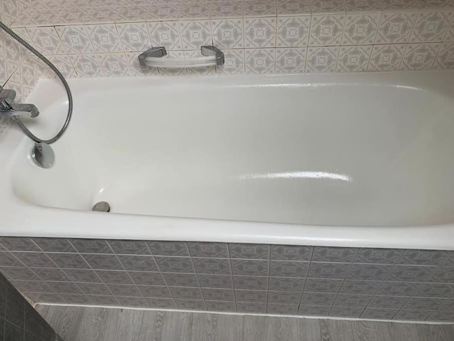 Le Concorde En Plein Centre Apartment อองบวส ภายนอก รูปภาพ
